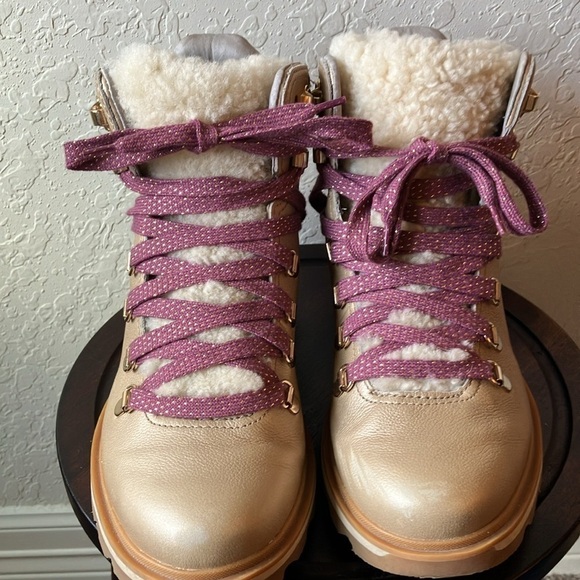 Sorel: Lennox Hiker Lux Booties - Fungi-Gold Conquest Sherpa- 9.5 - Picture 9 of 16